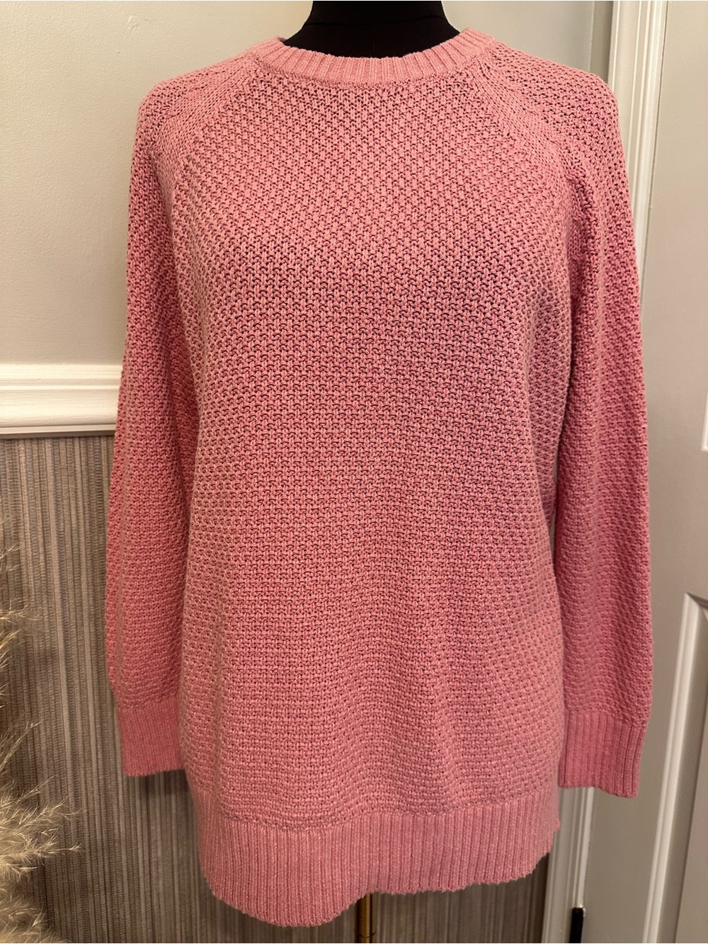 Old Navy Pink Oversized Chunky Knit Crewneck Sweater Size Small